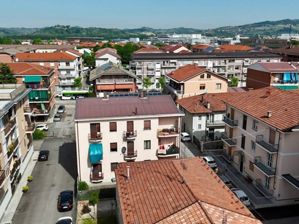 appartamento in vendita ad Alba