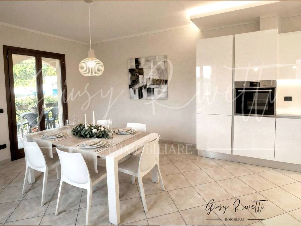 casa indipendente in vendita ad Alba