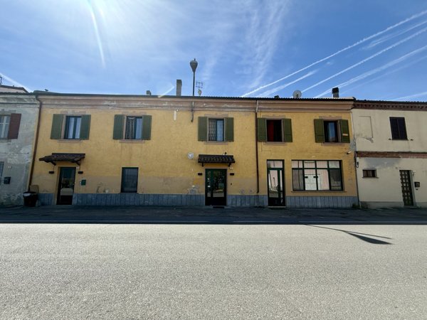 casa indipendente in vendita ad Alba