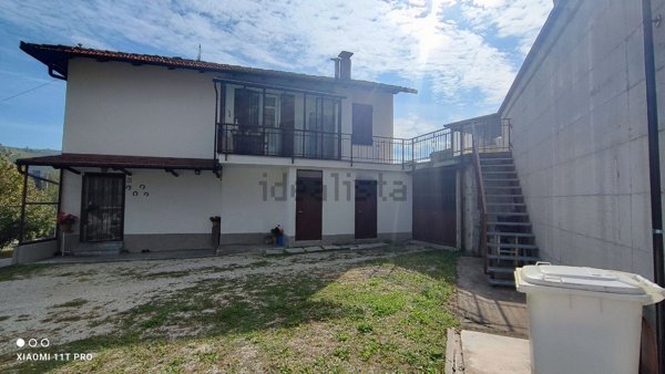 casa indipendente in vendita ad Alba