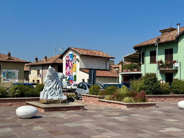 casa indipendente in vendita ad Alba