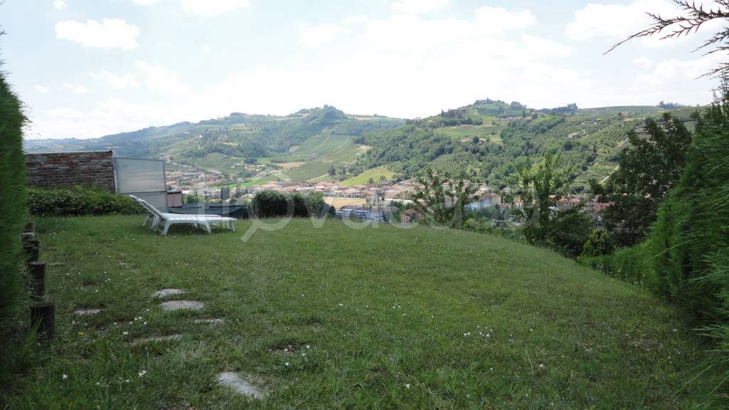 terreno agricolo in vendita ad Alba