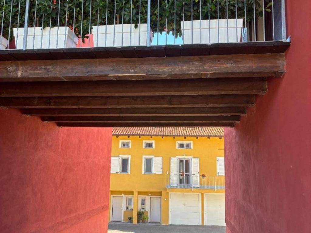 appartamento in vendita ad Alba in zona Mussotto