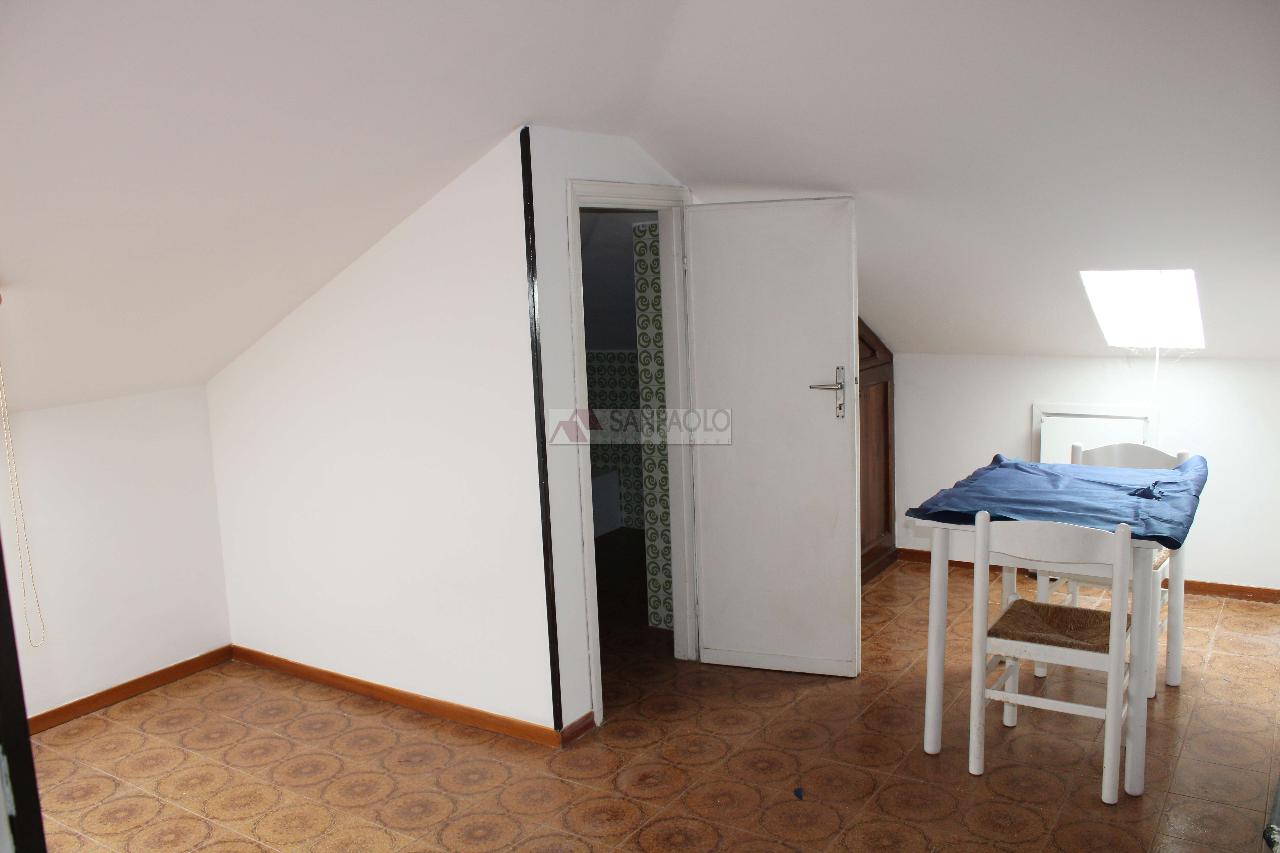 mansarda in vendita ad Alba
