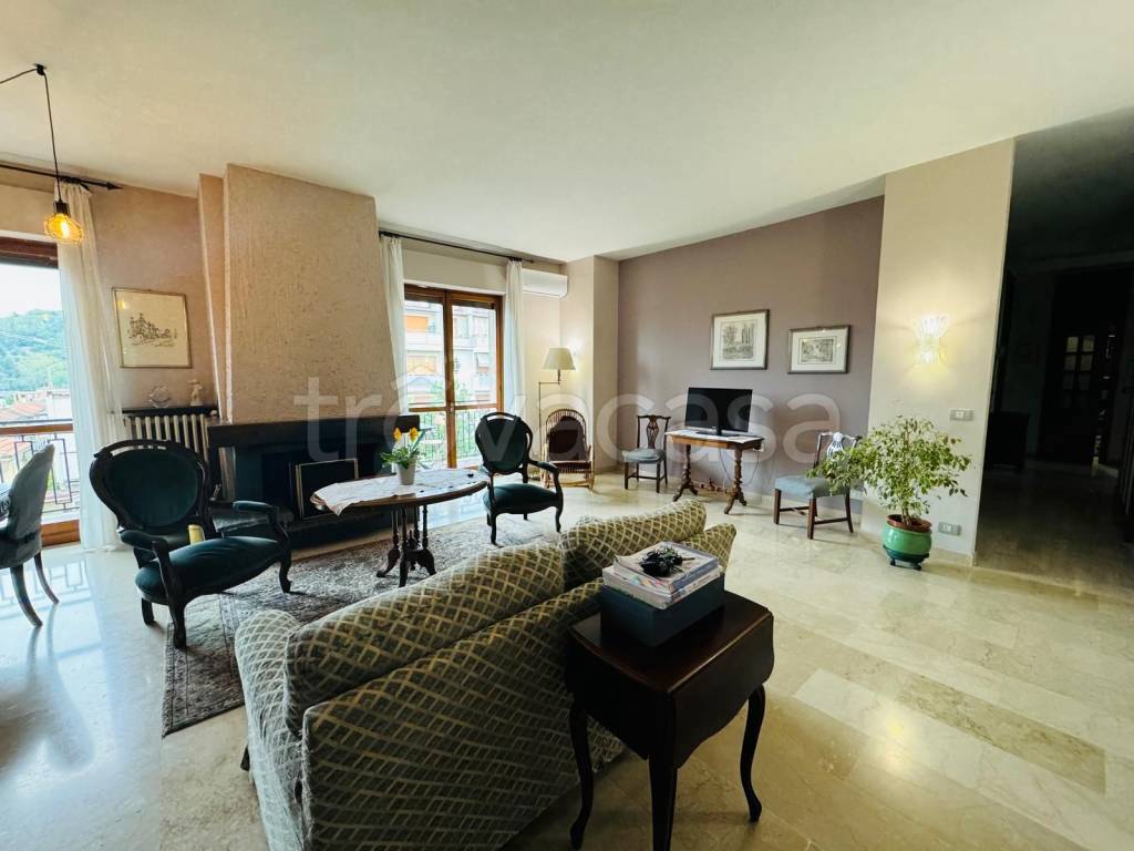 appartamento in vendita ad Alba
