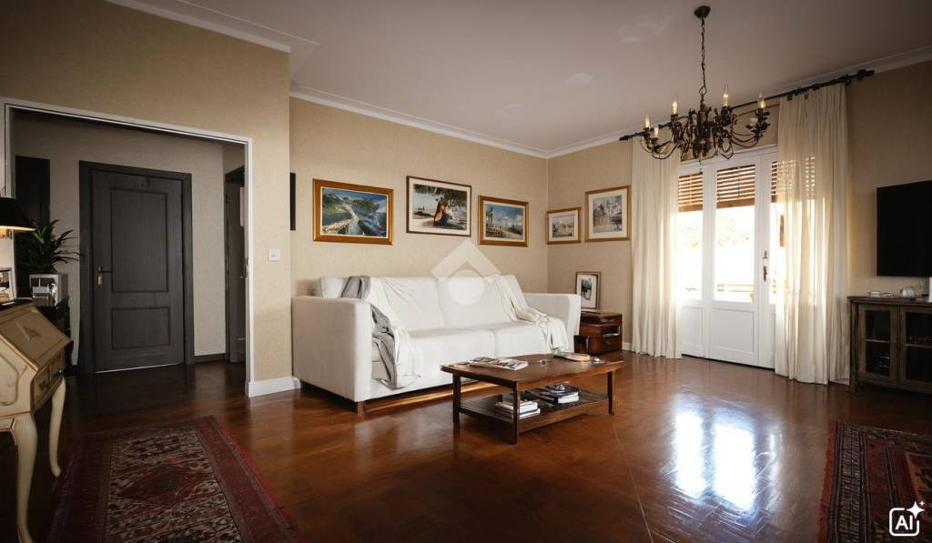 casa indipendente in vendita ad Alba