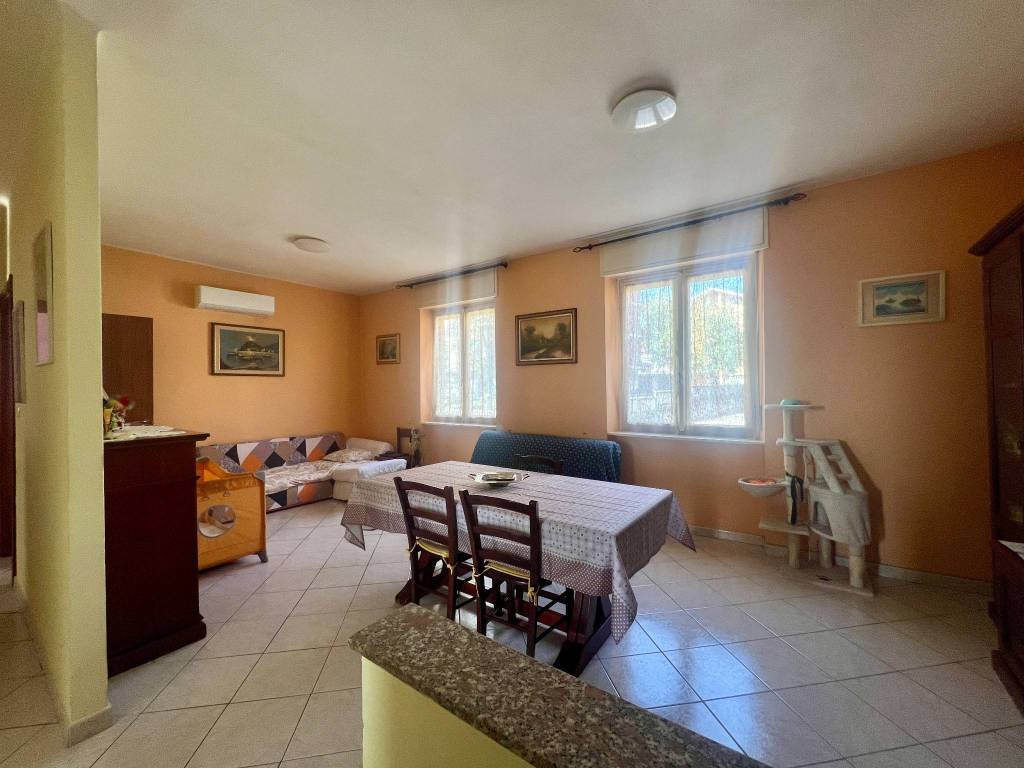 appartamento in vendita ad Alba