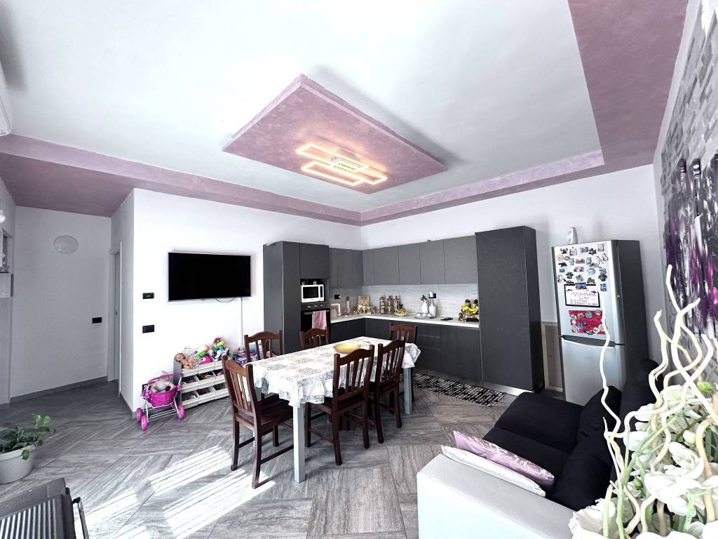casa indipendente in vendita ad Alba