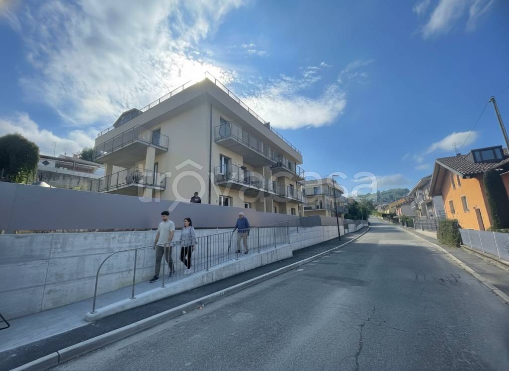 appartamento in vendita ad Alba