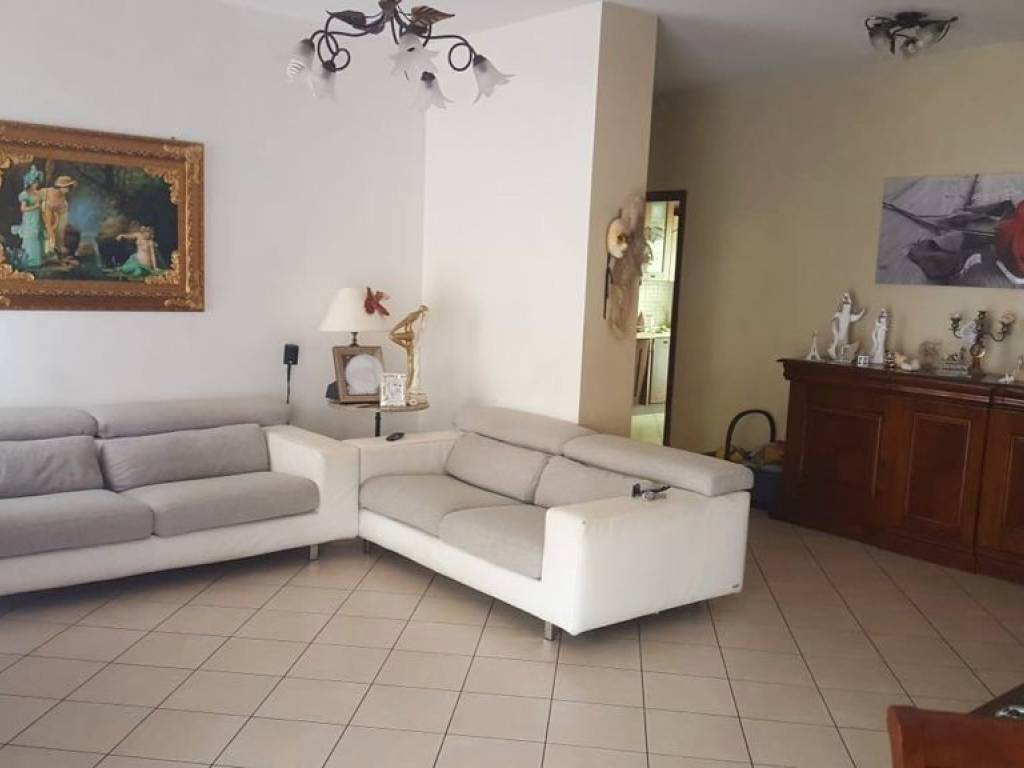 appartamento in vendita ad Alba