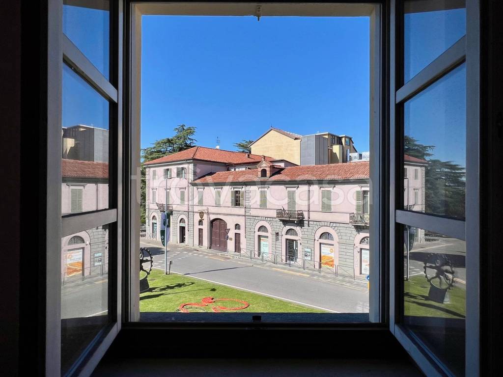 appartamento in vendita ad Alba