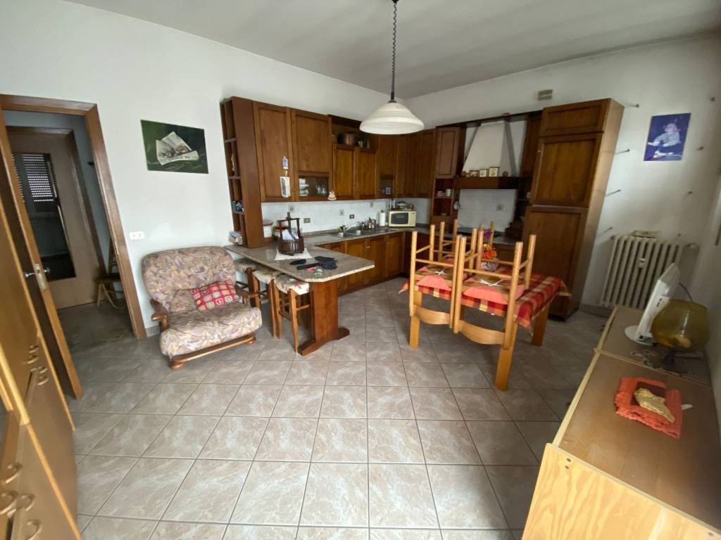 appartamento in vendita ad Alba