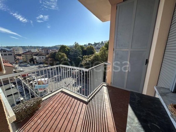 appartamento in vendita ad Alba