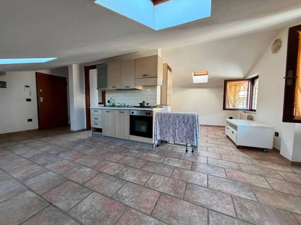 appartamento in vendita ad Alba