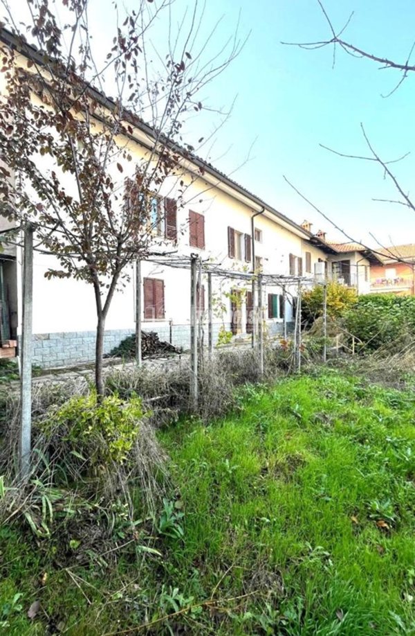 casa indipendente in vendita ad Alba