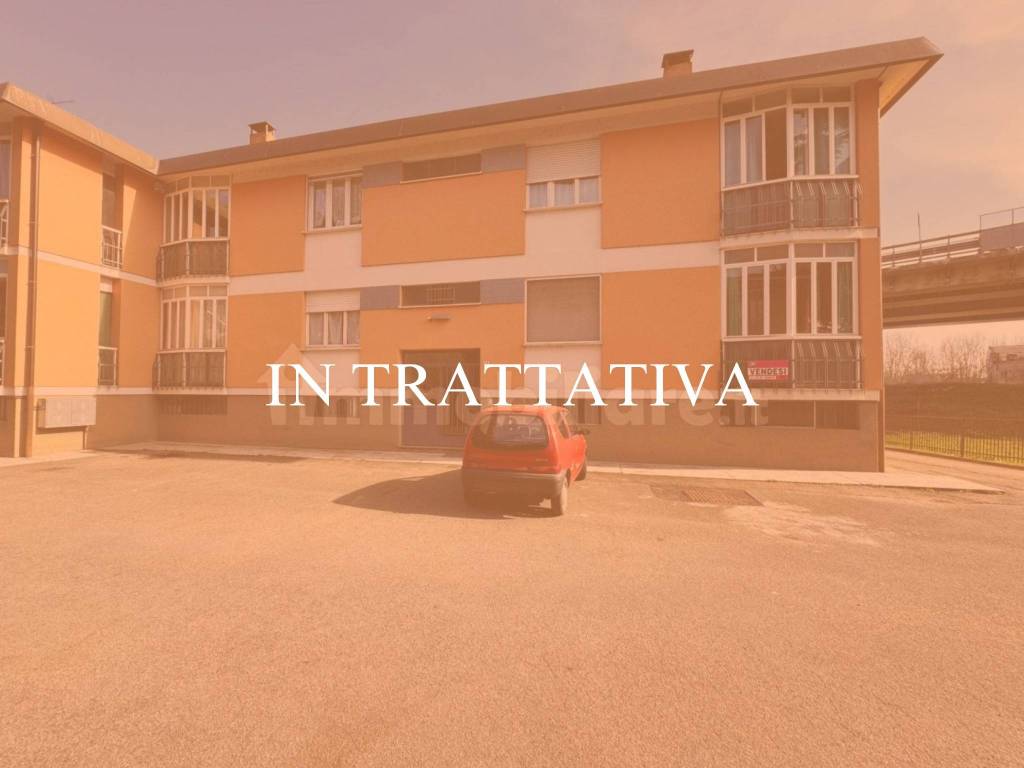 appartamento in vendita ad Alba in zona Mussotto