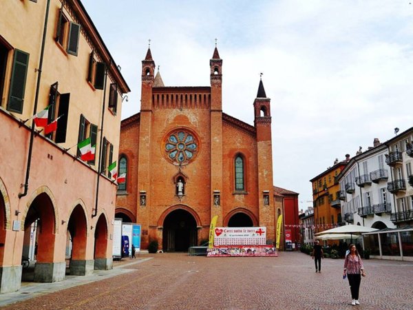 appartamento in vendita ad Alba