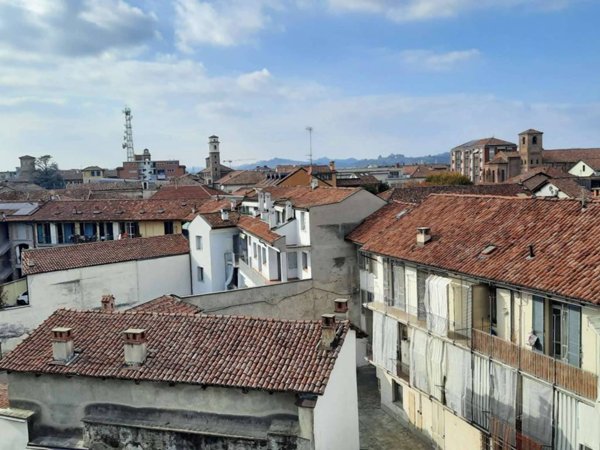 appartamento in vendita ad Alba