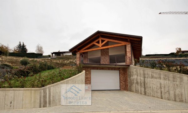 casa indipendente in vendita ad Alba