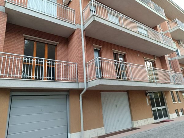 appartamento in vendita ad Alba in zona Mussotto