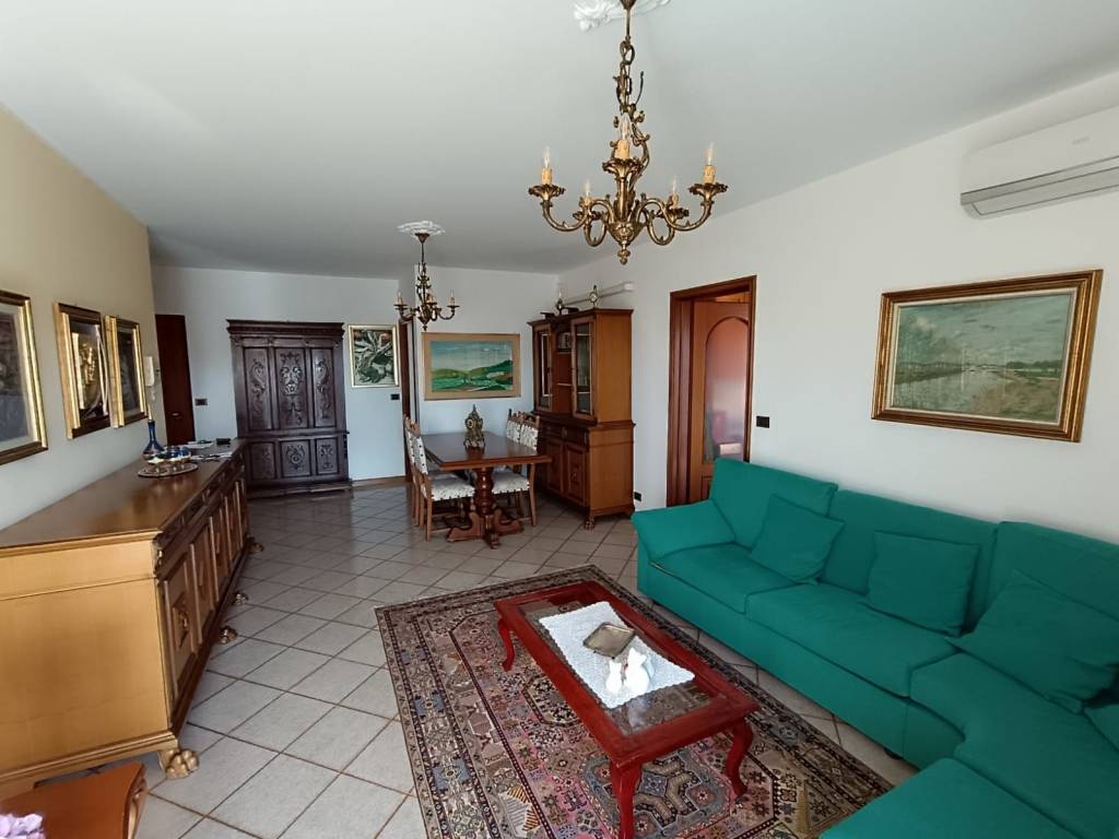 appartamento in vendita ad Alba