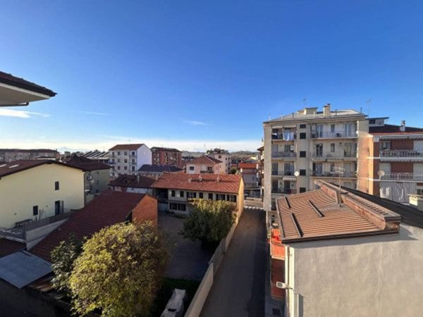 appartamento in vendita ad Alba