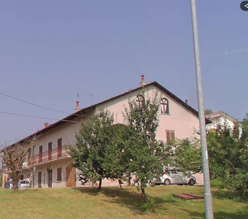 casa indipendente in vendita ad Alba