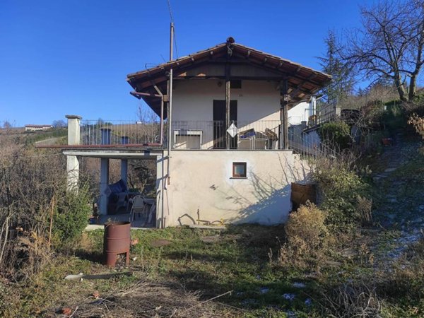 casa indipendente in vendita ad Alba