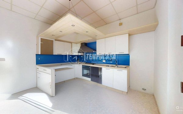 casa indipendente in vendita ad Alba