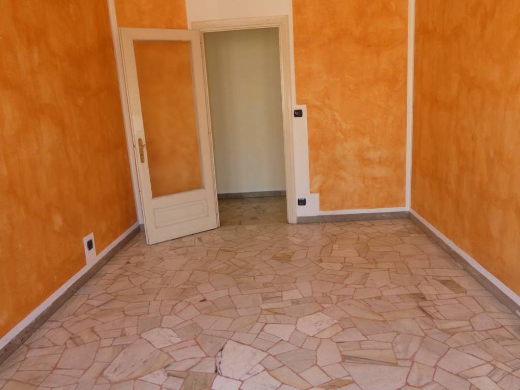 appartamento in vendita ad Alba