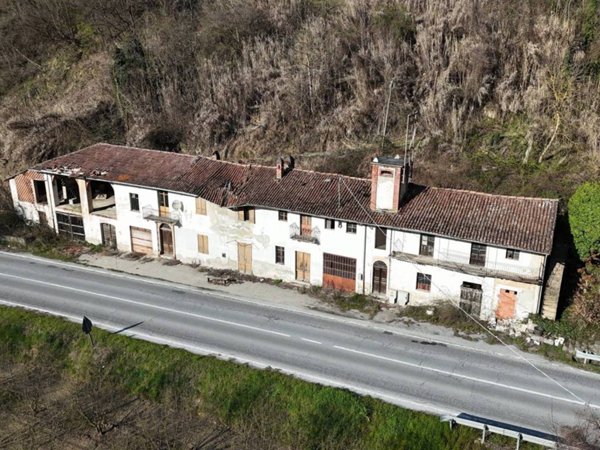 casa indipendente in vendita ad Alba