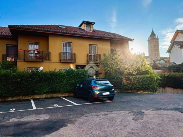 casa indipendente in vendita ad Alba