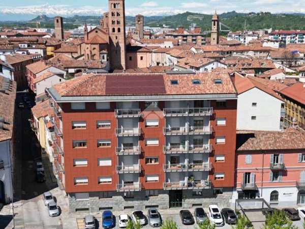 appartamento in vendita ad Alba