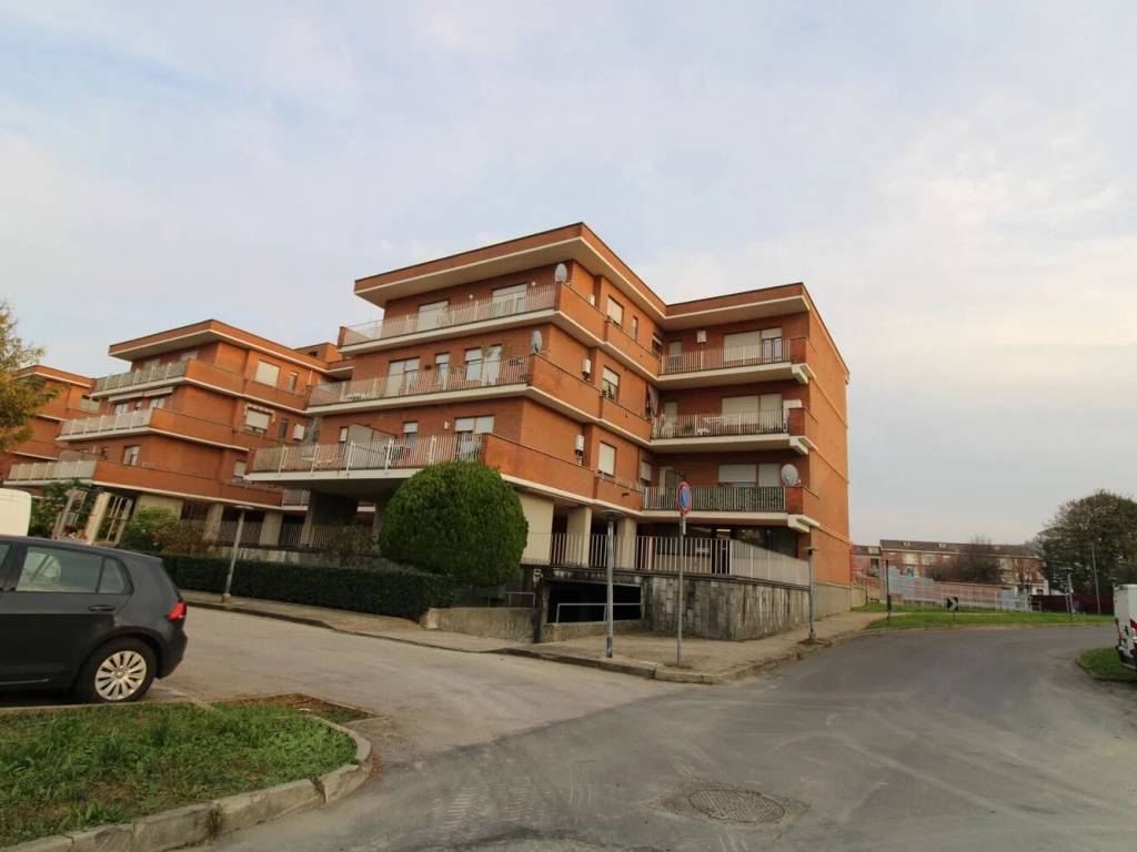 appartamento in vendita ad Alba