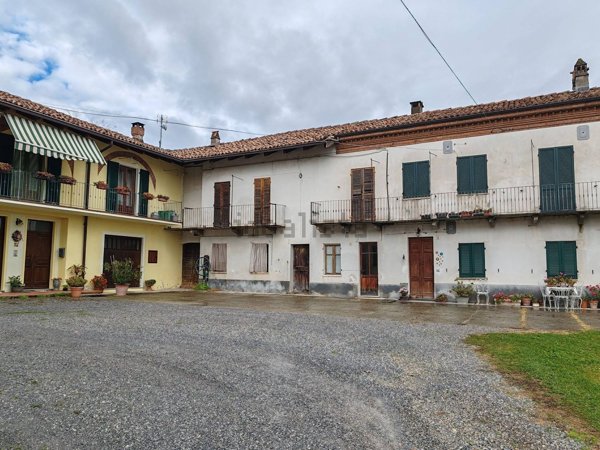 quadrivano in vendita ad Alba