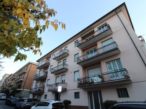 appartamento in vendita ad Alba