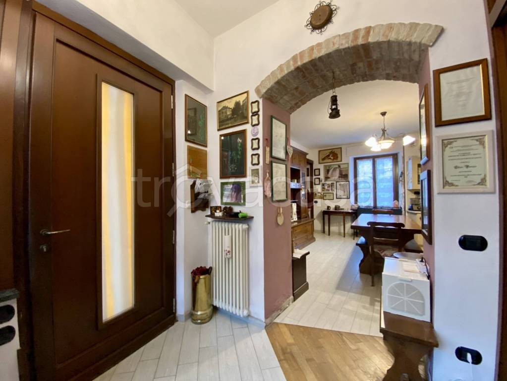 appartamento in vendita ad Alba