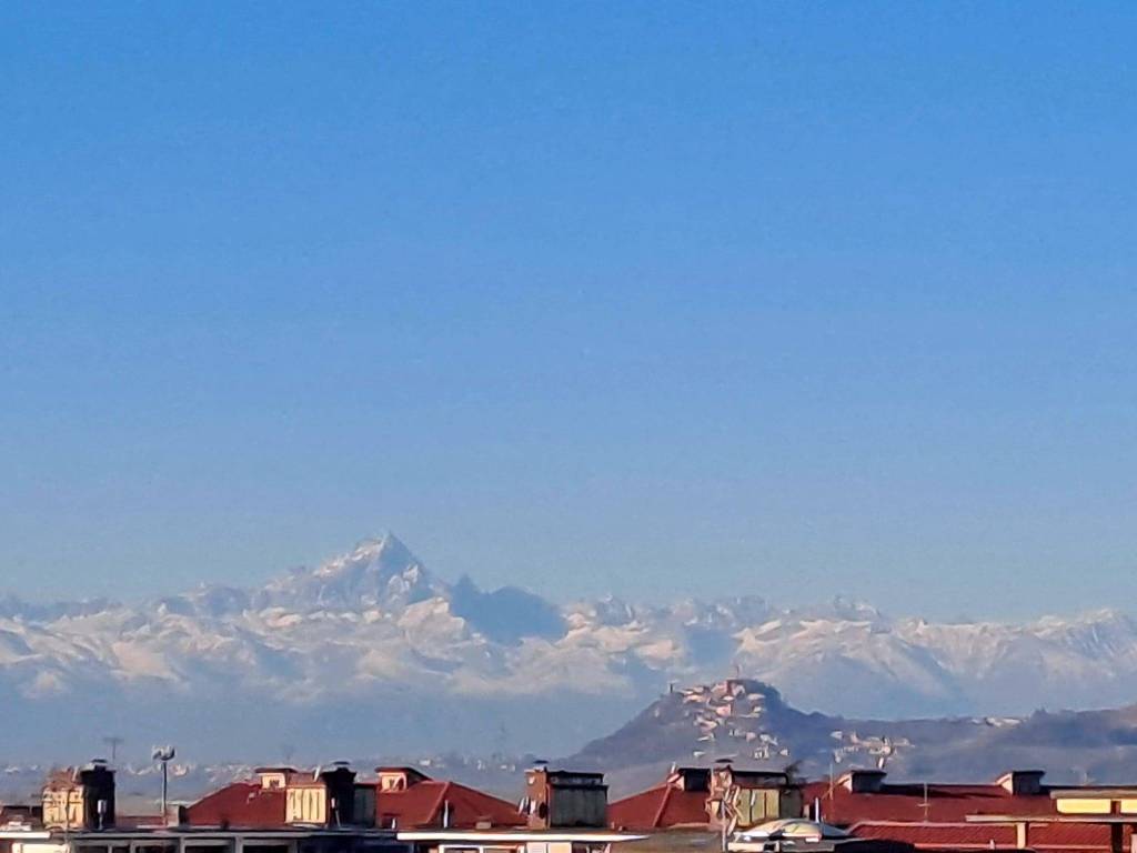 appartamento in vendita ad Alba