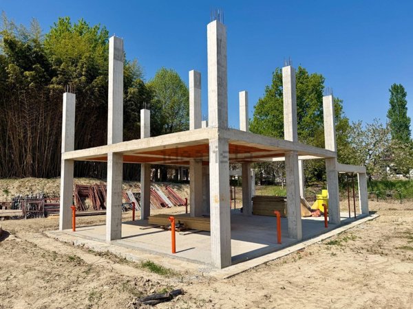 casa indipendente in vendita ad Alba