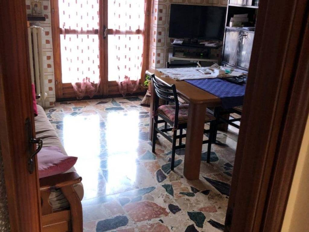 casa indipendente in vendita ad Alba