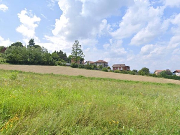 terreno edificabile in vendita ad Alba