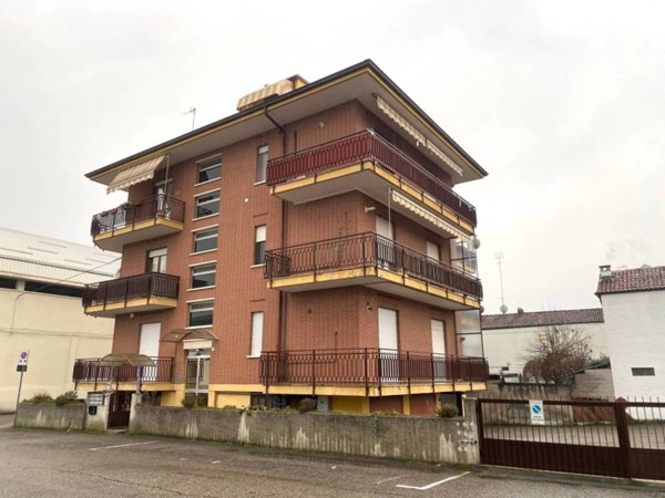 appartamento in vendita ad Alba