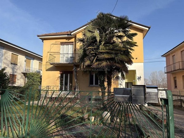 casa indipendente in vendita ad Alba