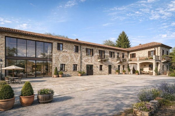 casale in vendita ad Alba