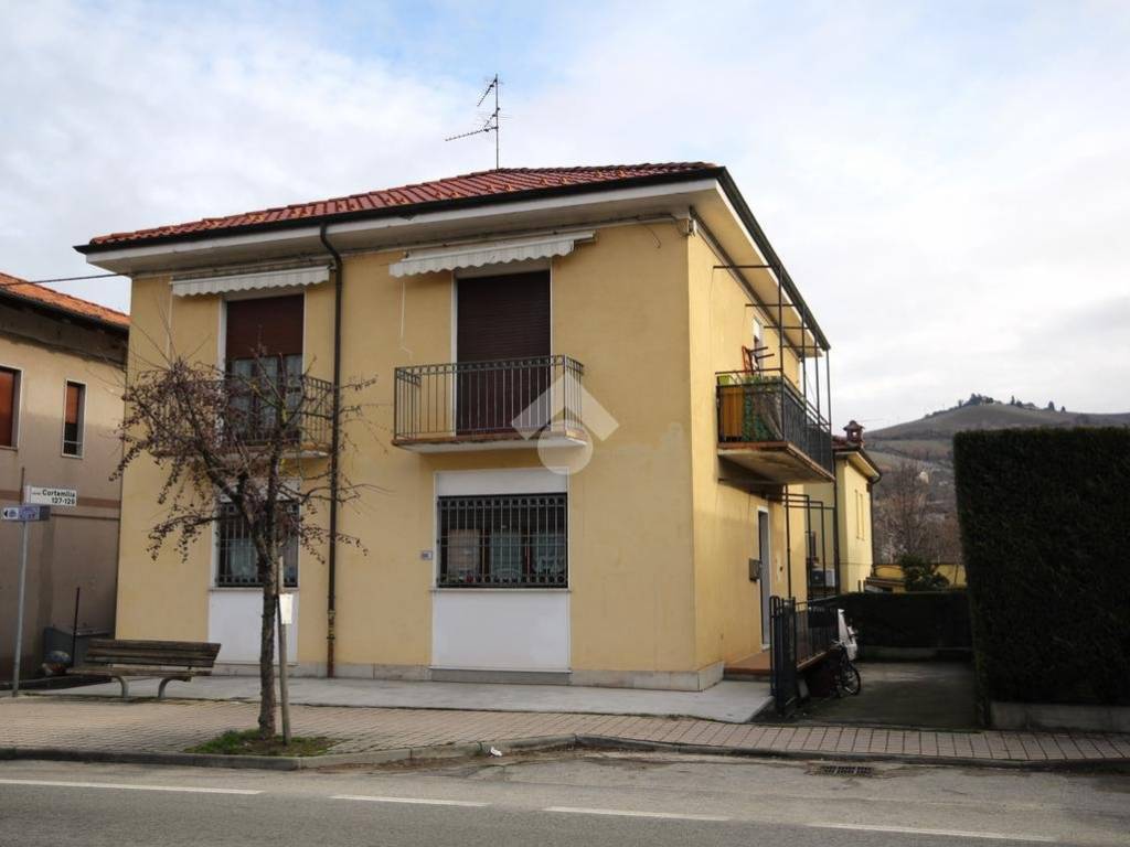 appartamento in vendita ad Alba