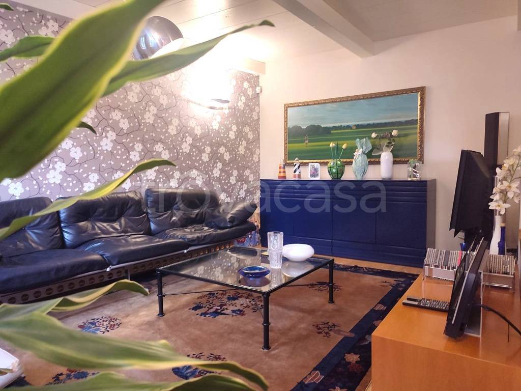 casa indipendente in vendita ad Alba