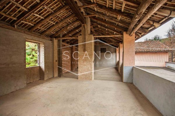 casa indipendente in vendita ad Alba