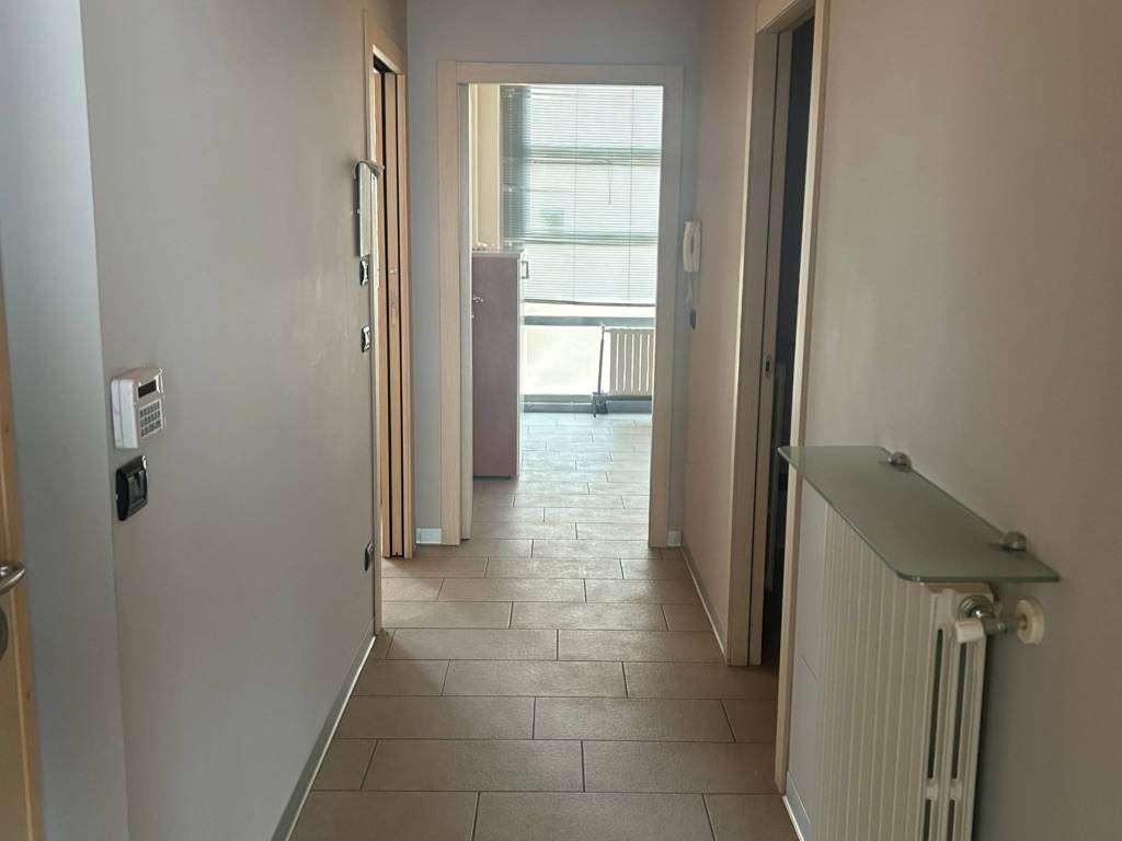 ufficio in vendita ad Alba