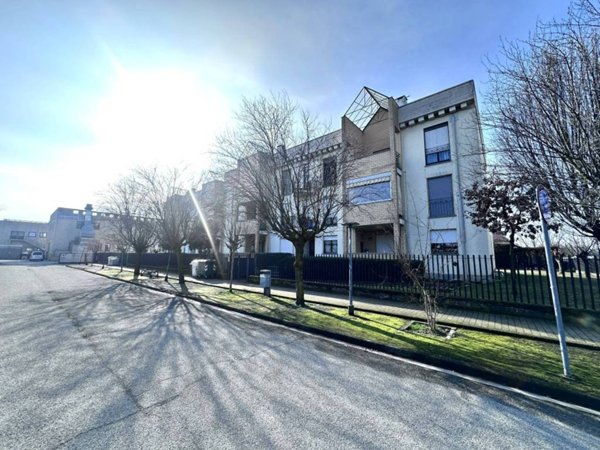 appartamento in vendita ad Alba in zona Mussotto