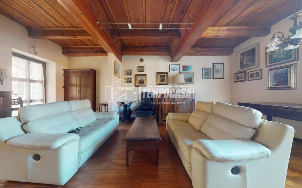 appartamento in vendita ad Alba